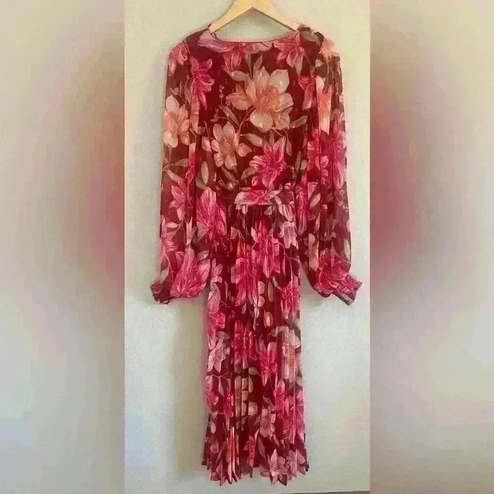 Flying Tomato  SUCH A BETTY FLORAL WOVEN MIDI DRESS SizeMedium Long Sleeve Women - Picture 8 of 11